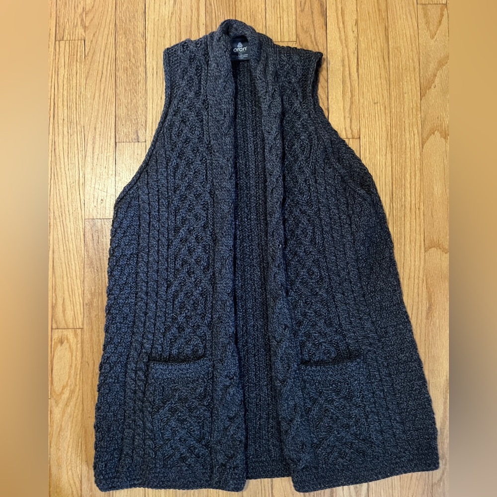 Aran Made in Ireland Cable Knit Sleeveless Cardigan Dark Gray Sweater